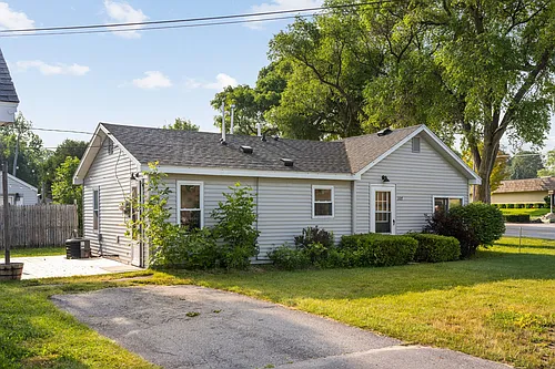 107 Rivershore Dr Photo 1