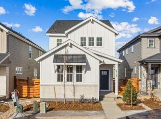 3316 N Coolidge Way, Aurora, CO 80019