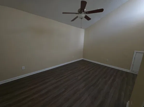 12722 Corona Ln, Houston, TX 77072