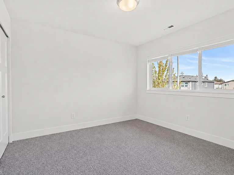 3720 194th Pl SE — Photo 8