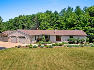 3493 Hickory Ridge Dr, De Pere, WI 54115