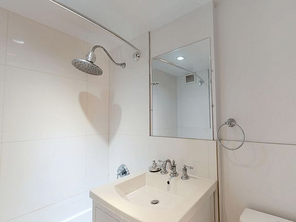 5th image of 50 W 93rd St #507O