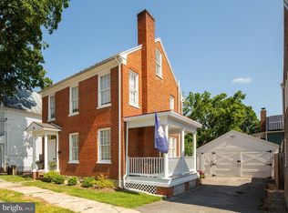 110 W Monmouth St, Winchester, VA 22601