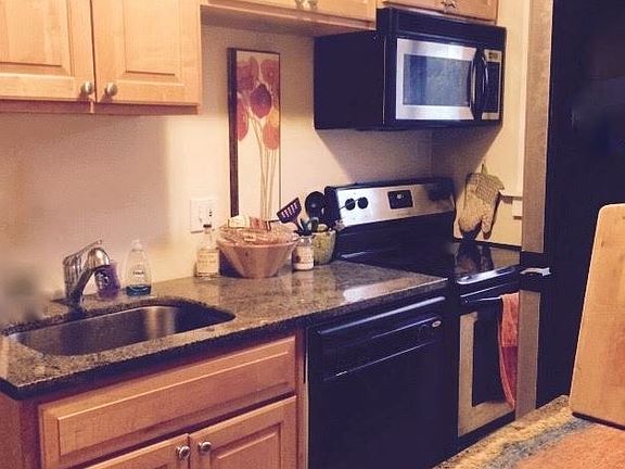 104-4 kitchen II