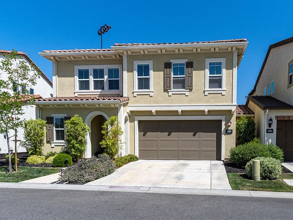 1st image of 8513 Emilia Dr
