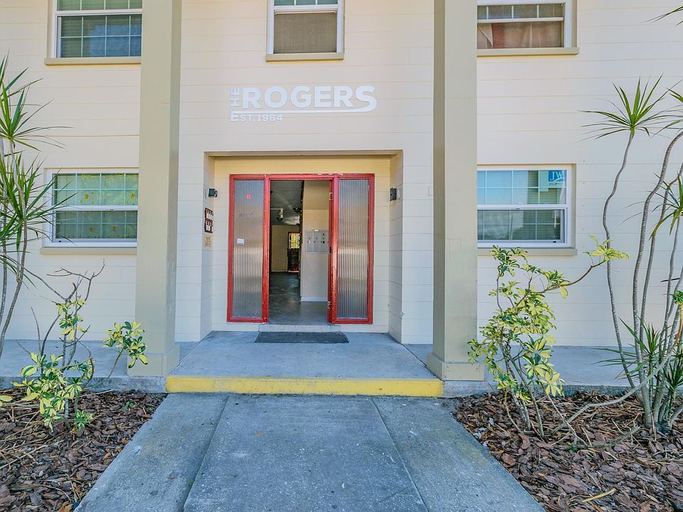 1st image of 3618 W Rogers Ave APT 4