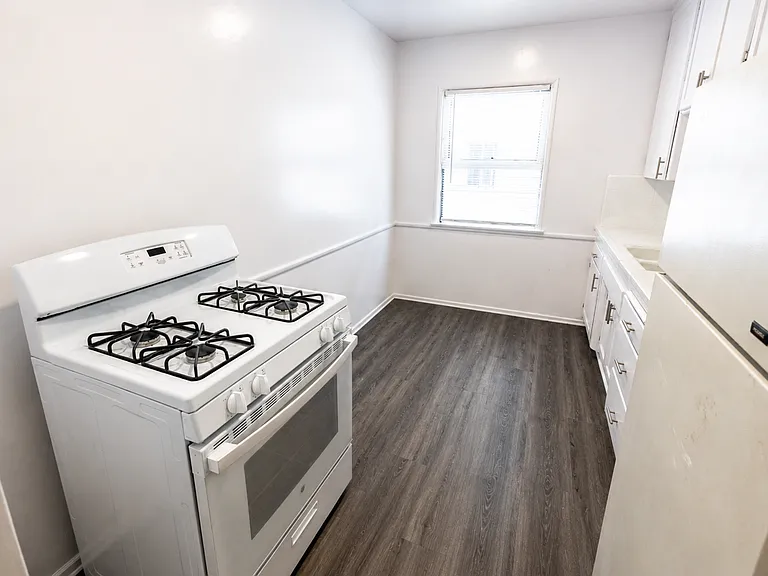 7056 Lanewood Ave — Photo 26