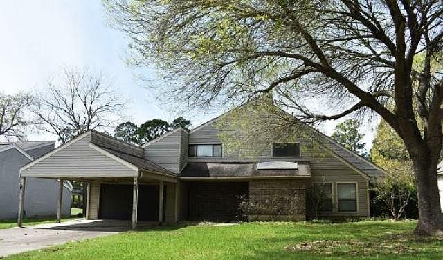 1st image of 110 Stones Edge Dr