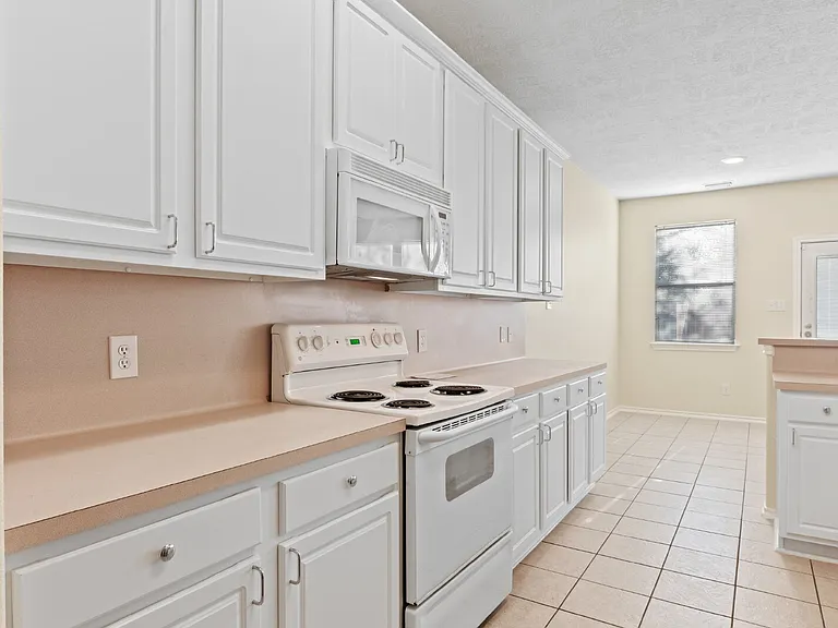3326 Palston Bend Ln — Photo 5