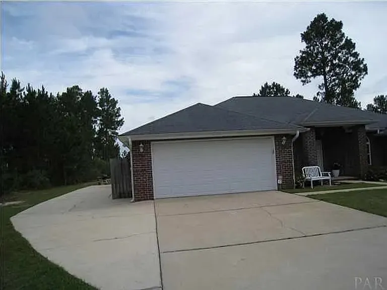 7570 Woodmont St — Photo 22