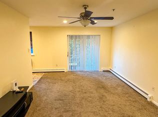 1600 Church Rd APT C304, Wyncote, PA 19095