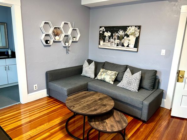 24 Mullen Ct #3