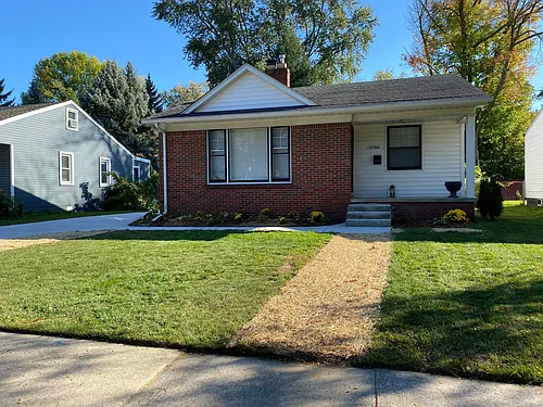 21726 Cedar St Photo 1