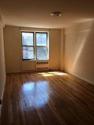 Rented by Smart NY Realty LLC | media 7
