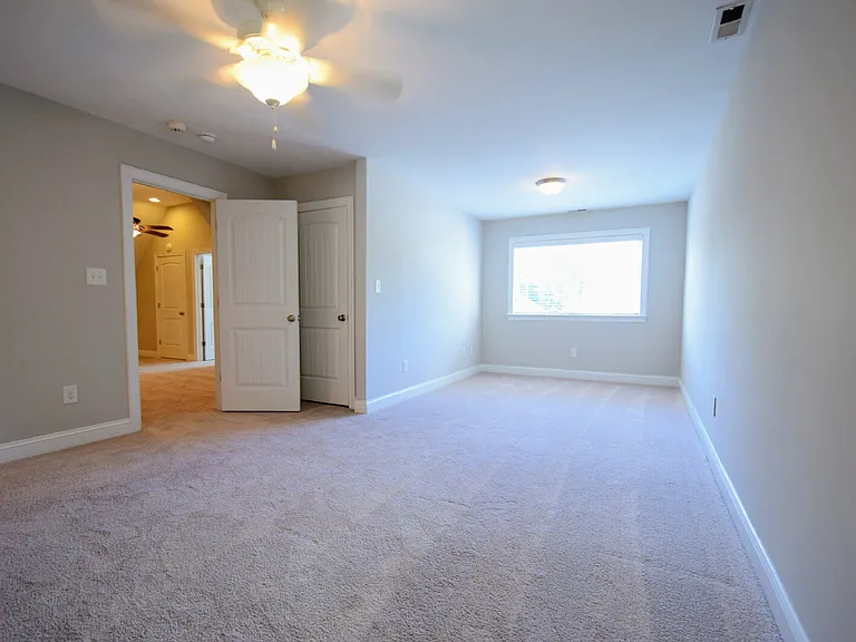239 Blueridge Rd — Photo 25