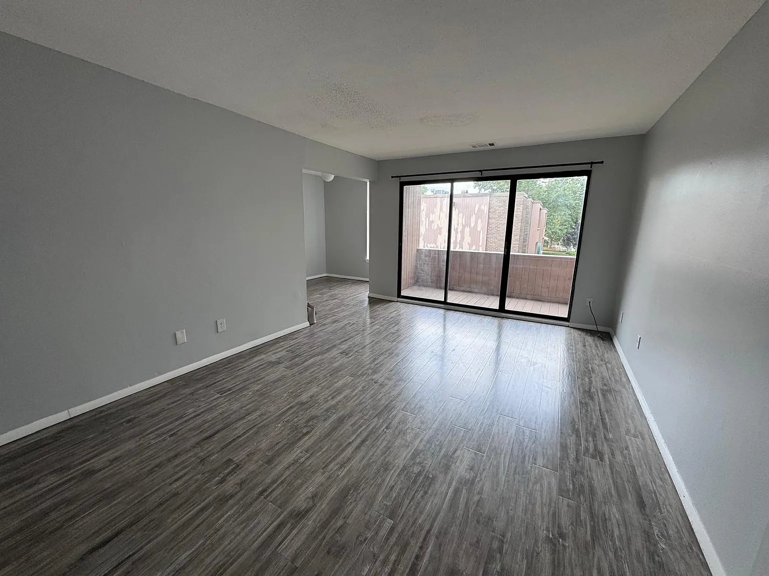 1 bed, 685 sqft, $1,800 — Photo 4