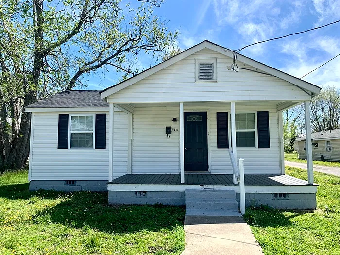 110 N 2nd St