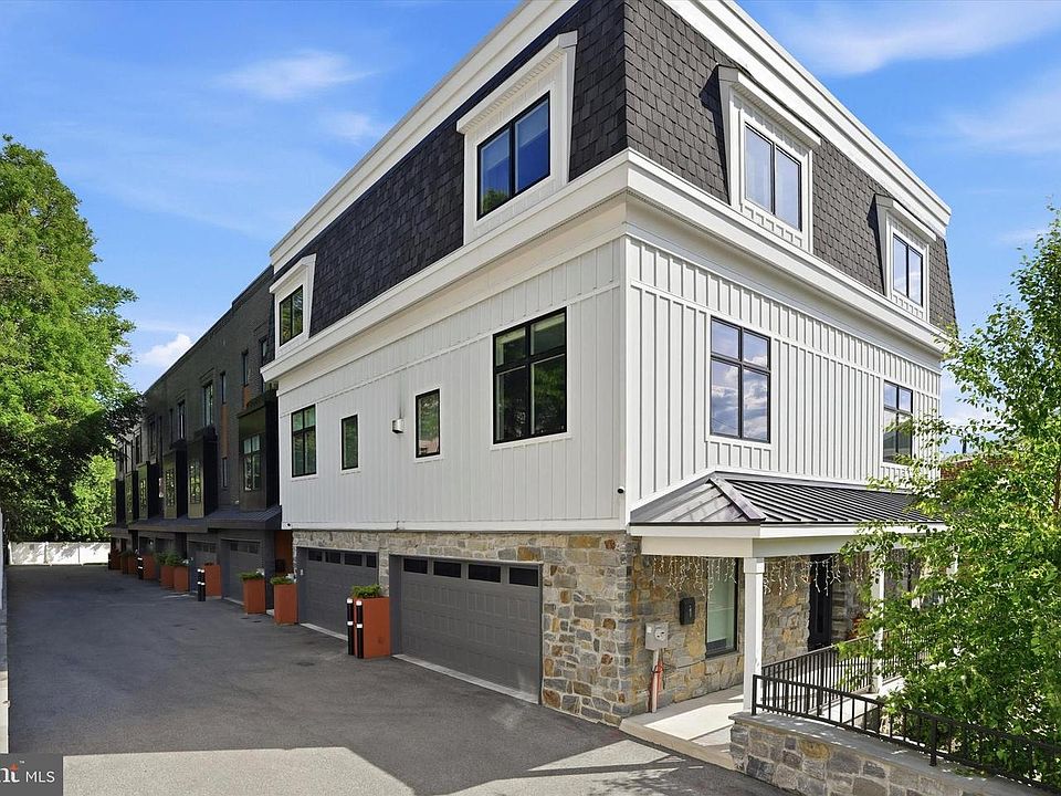1st image of 263 Hermitage St #7
