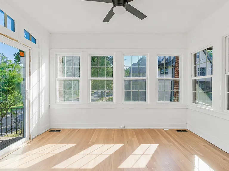 1120 Ward Pkwy #100 — Photo 3