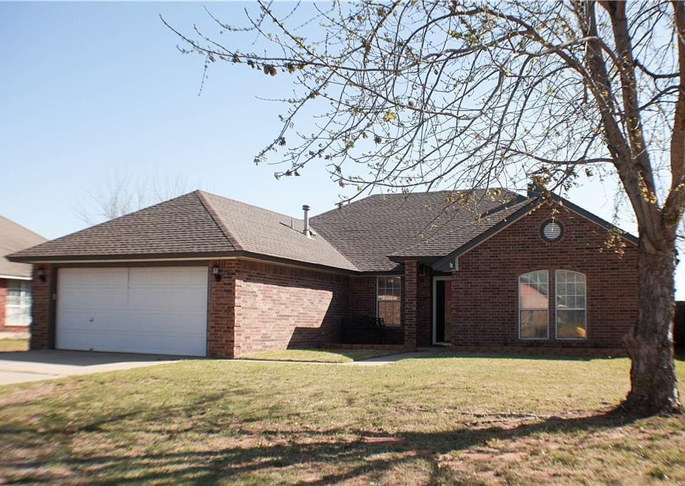 1st image of 504 Westridge Dr