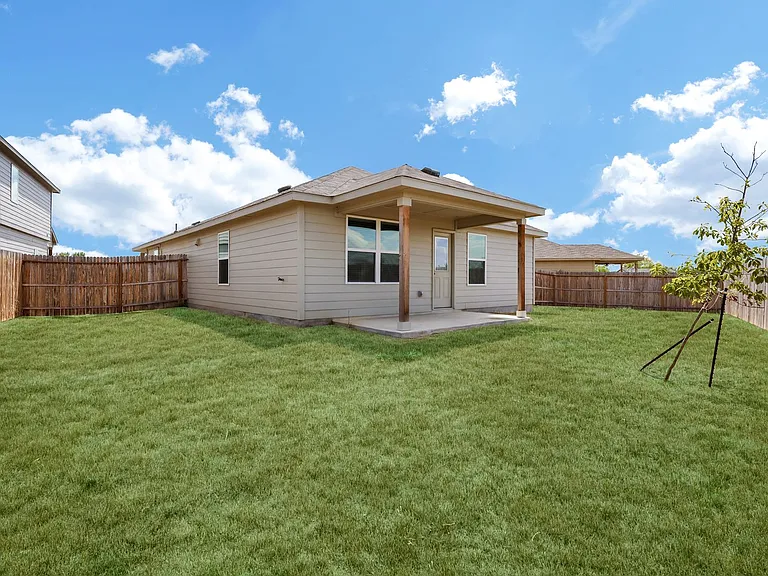 6023 Macdona Rdg — Photo 24