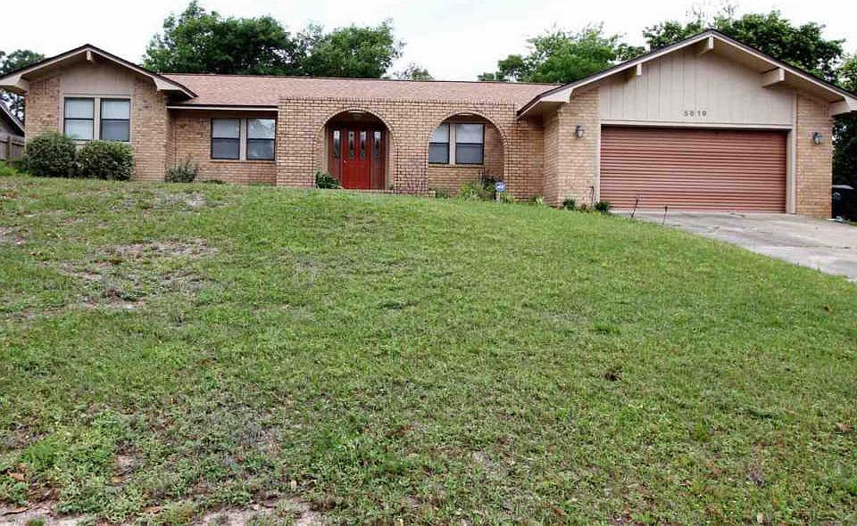 1st image of 5819 Roble Loma Dr