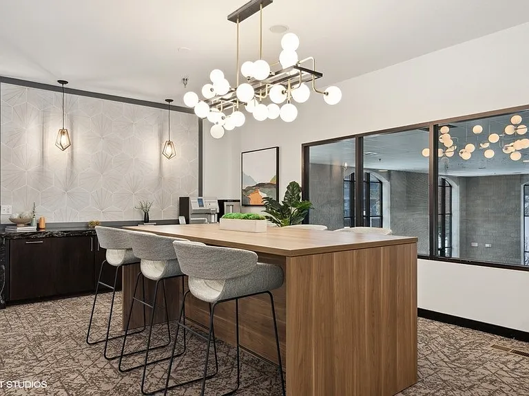 Reserve Eden Prairie — Photo 29