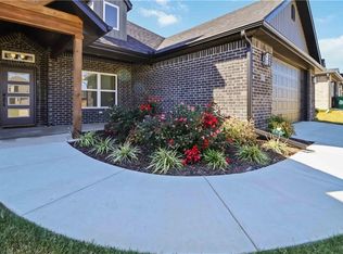 1431 Sessile Oak Way, Bentonville, AR 72713