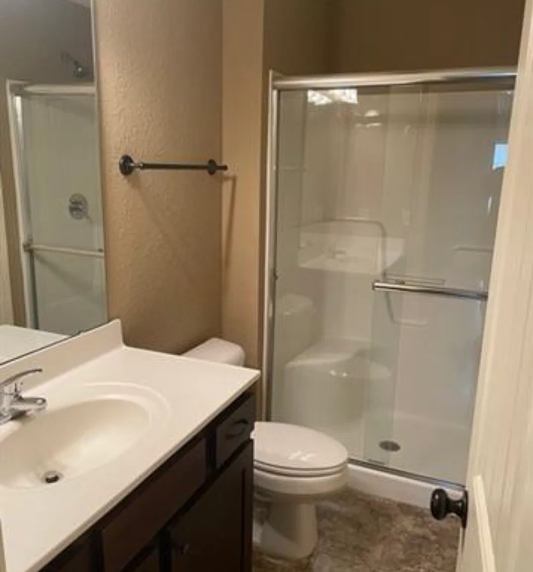 3 bed, 1344 sqft, $1,800 — Photo 4
