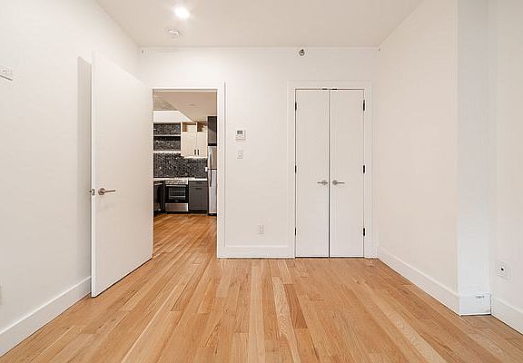 4th image of 210 Linden Blvd #5G