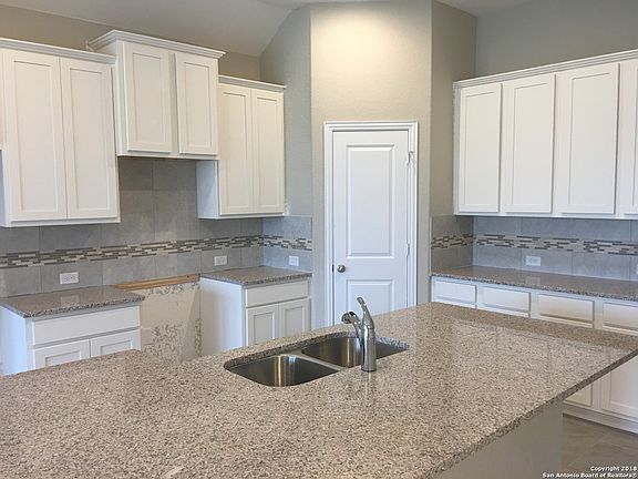 3rd image of 1393 Kamryn Way