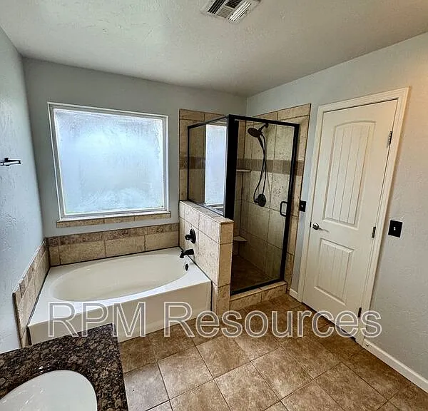 8205 NW 83rd Ter — Photo 20