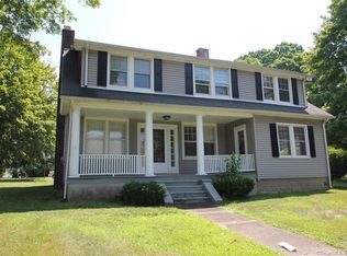 6072 Main St, Trumbull, CT 06611