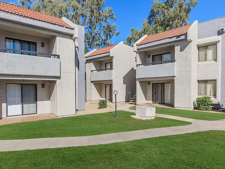 Hidden Cove Apartments — Photo 20