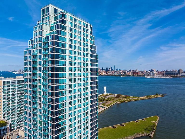 Welcome to Aquablu and elevate your perspective with sweeping aerial views.