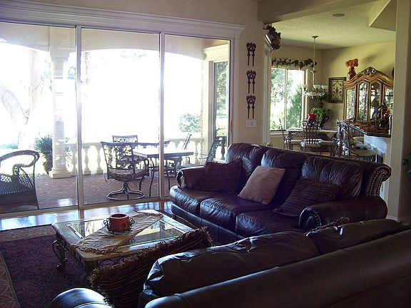 4th image of 31013 Lakeside Ln