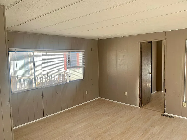 501 W Loring Ave #7 — Photo 13