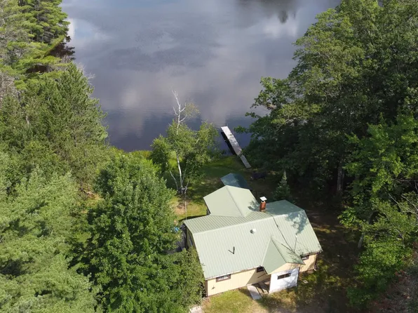9080 N Burnham, New Franken, WI 54229