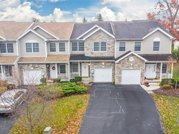 91 Rhyan Dr #91, Parsippany, NJ 07054