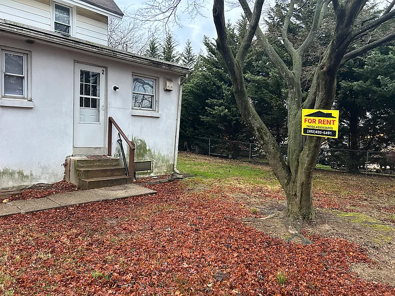 4 Stanton Ave #2 — Photo 7