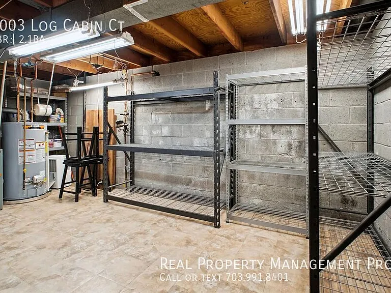 8003 Log Cabin Ct — Photo 31