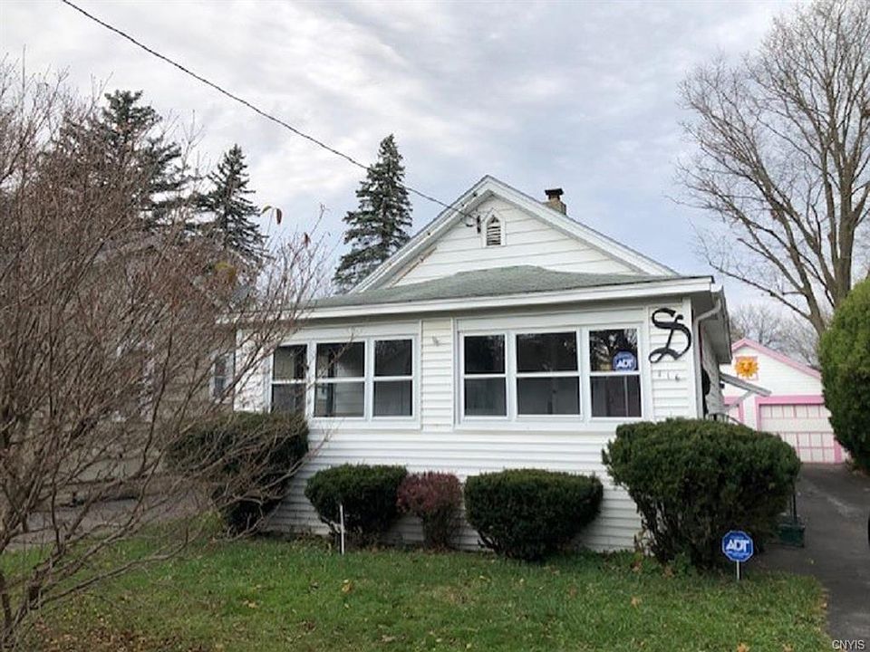1st image of 116 Bradford St