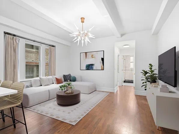 25 5th Avenue image 1 of 15