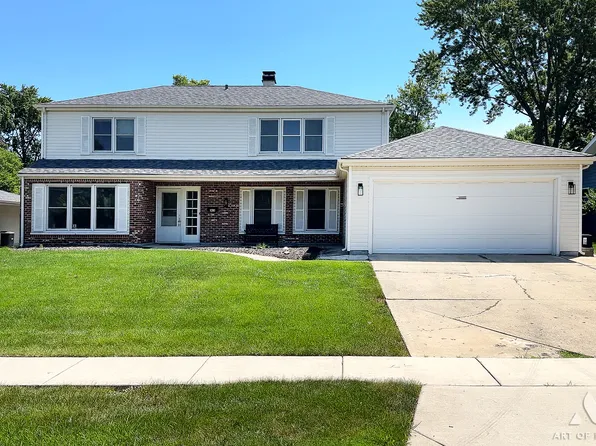 1415 Churchill Rd, Schaumburg, IL 60195