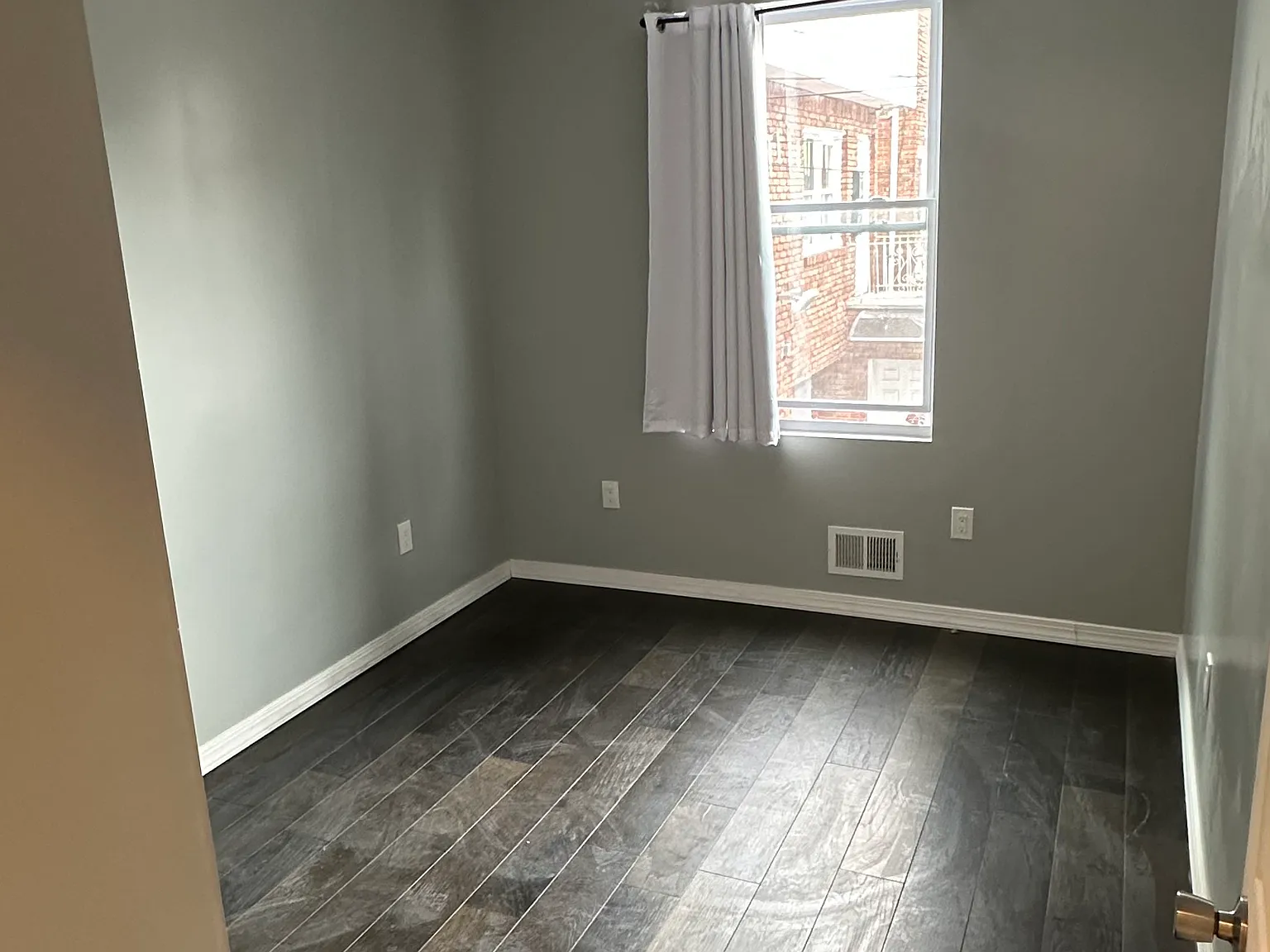 3 bed, $750 — Photo 4