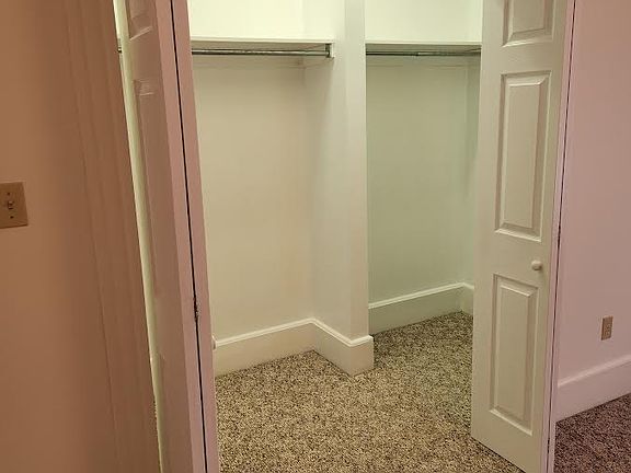 Walk-in closet