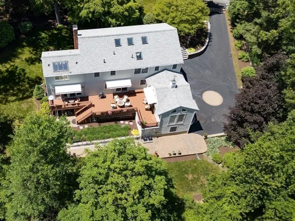 15 Carter Dr, Framingham, MA 01701
