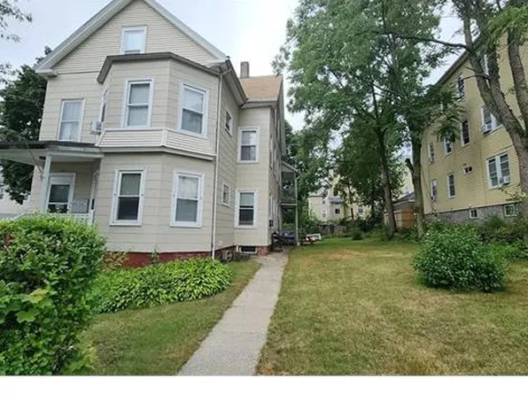 184 Vernon St, Worcester, MA