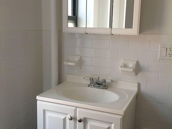 5th image of 4254 Judge St #3A