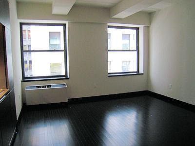 2nd image of 18-20 Pine St #1012